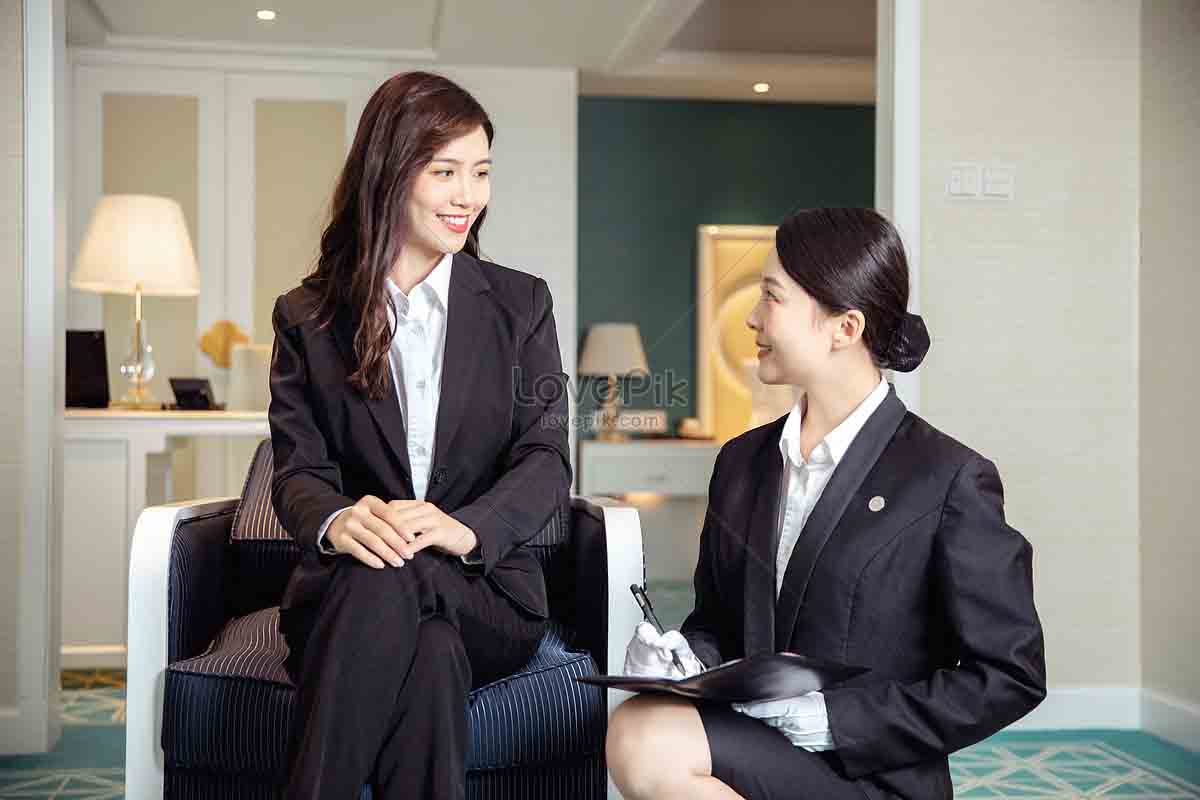  Room Service Management