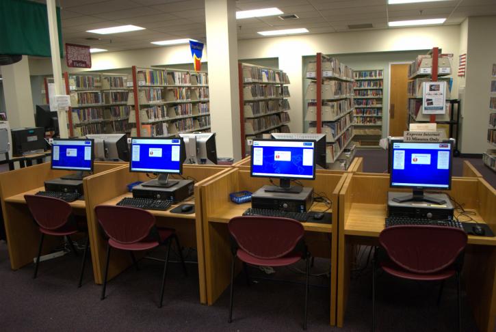 Introduction to Computer and Internet Library