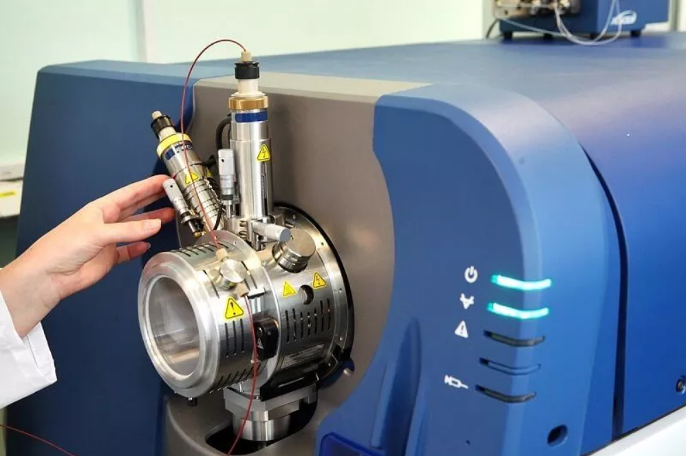 Mass Spectrometry in Analytical Chemistry